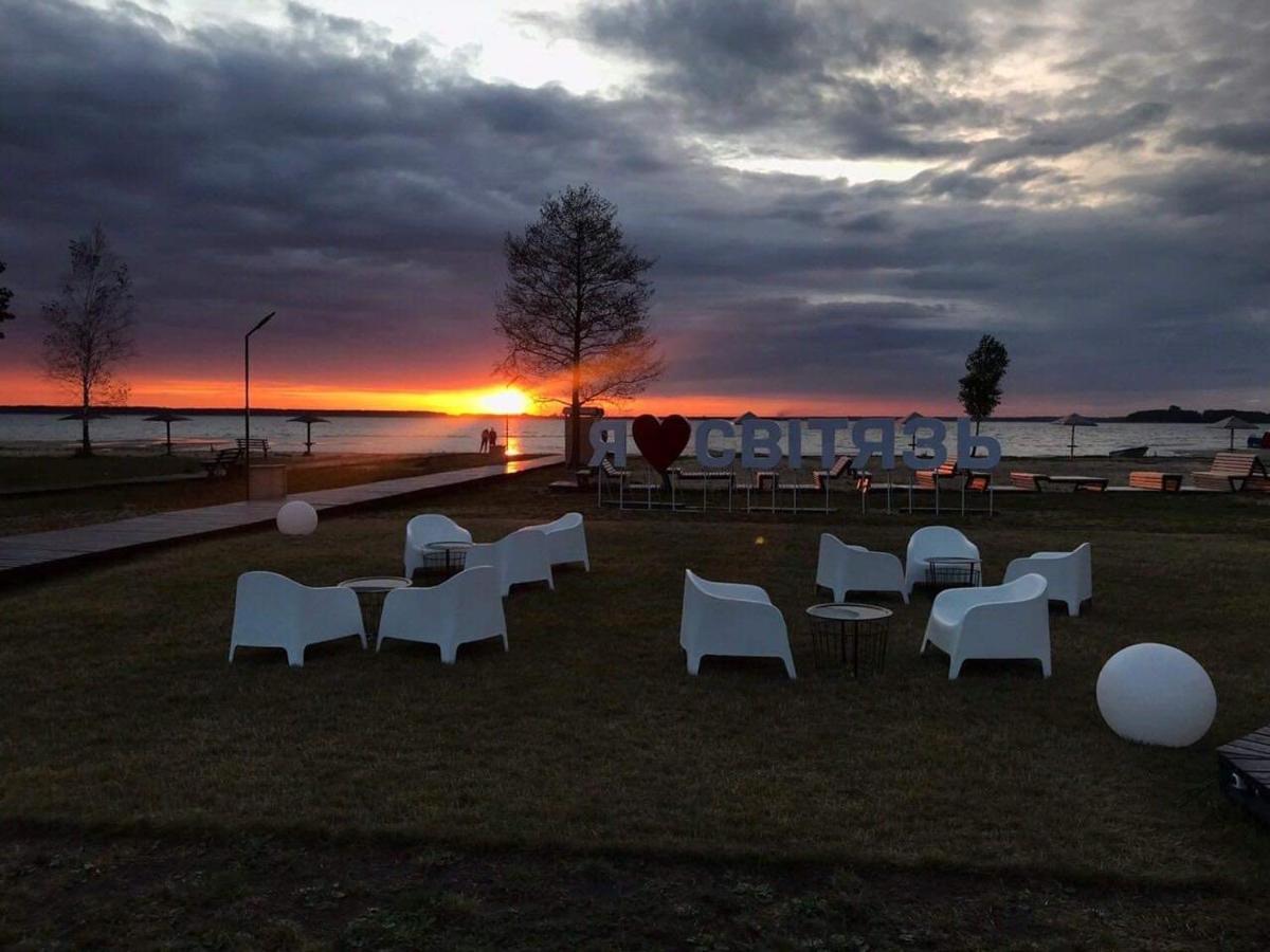 Отель Sezon Свитязь Экстерьер фото